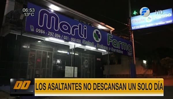 Delincuentes se llevan todo lo que pueden de una farmacia
