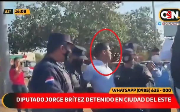 Demoran a diputado en medio de protesta de camioneros