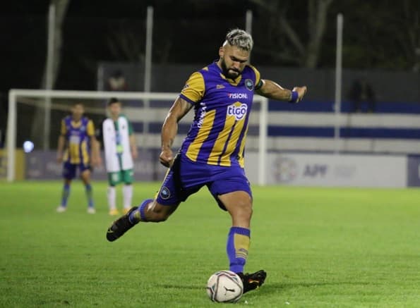 Cristóbal Colón golea y avanza en Copa Paraguay