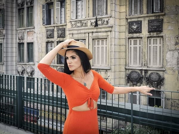 La compositora paraguaya Mónica Elizeche lanza su segundo sencillo