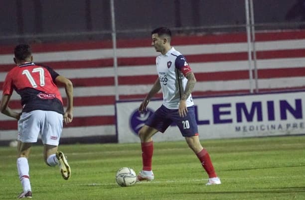 Villasanti firmará contrato por cinco años con Gremio