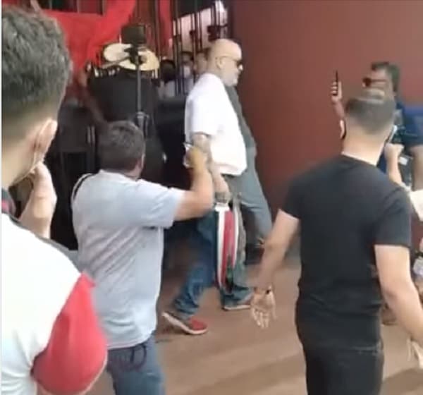 Payo Cubas aparece en reunión colorada y ocasiona incidentes