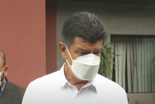 Alegre denuncia a Cartes por declaración falsa