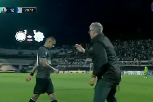 Derlis le niega el saludo a su DT