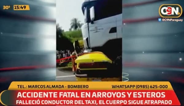 Taxista muere en colisión contra camión