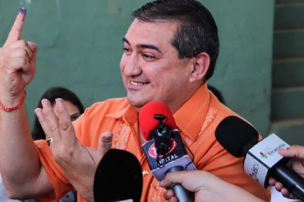 Luis Yd se impone por amplio margen en Encarnación