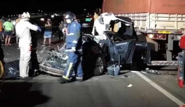 Familia paraguaya pierde a padre e hija en accidente en Foz