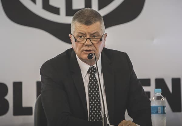 Brunotte dará a conocer su renuncia el lunes, asegura Balotta