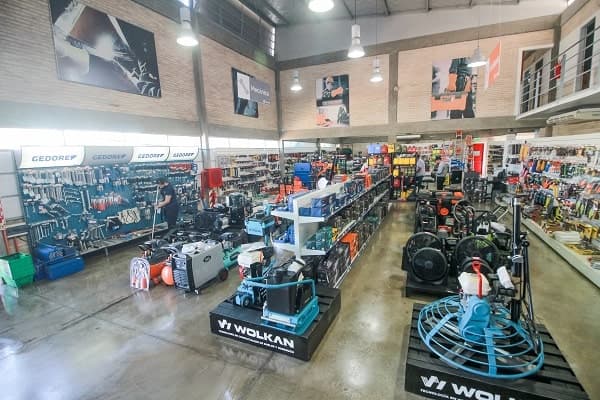 Empresa líder del rubro industrial renueva su imagen 