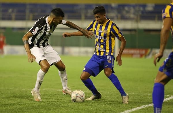 Luqueño y Libertad sellan igualdad