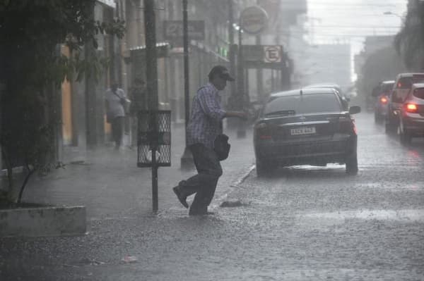 Anuncian lluvias y ocasionales tormentas