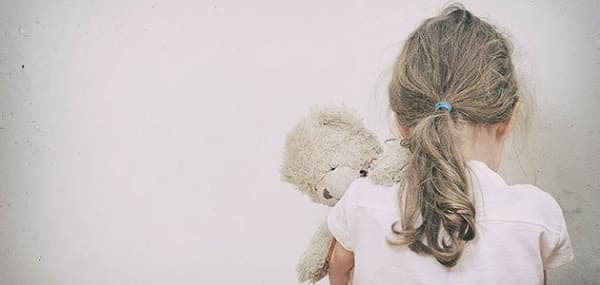 Padres denuncian que su hija fue abusada por su niñera