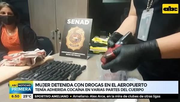 Cae mujer con droga adherida al cuerpo en el aeropuerto