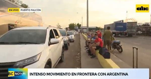 Pasajeros aguardan toda la noche para ingresar a Argentina