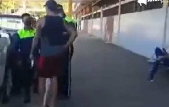 Lazaga agredió a agente de la PMT, retratan videos