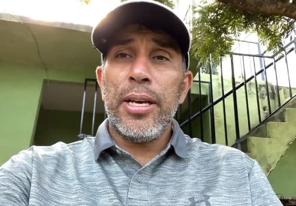 Pipino desmiente rumor de “antivacunas” y afirma que está “10 puntos”