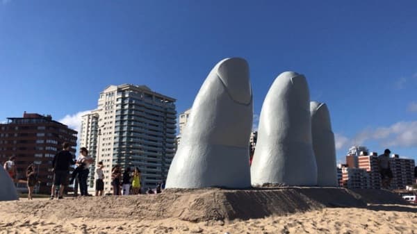 Paraguayos denuncian trato humillante en Aduana de Uruguay