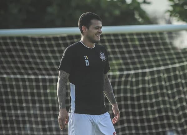 Cardona confirma bajas y continuidades en Olimpia