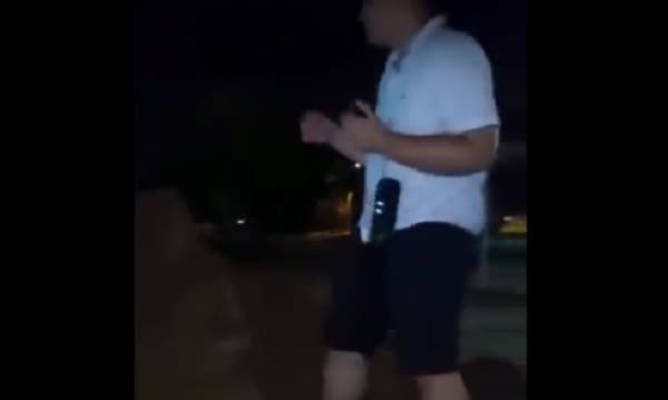 Escultor divulga video de jóvenes destruyendo su obra de arena