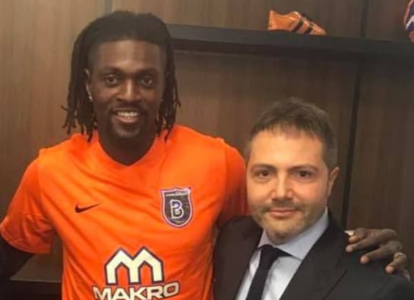 Adebayor y su agente reclaman más de USD 750.000 a Olimpia