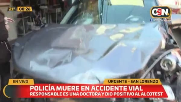 Policía muere tras ser embestido por médica que dio positivo al alcotest