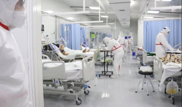 Covid-19: Salud registra aumento de casos, internaciones y muertes