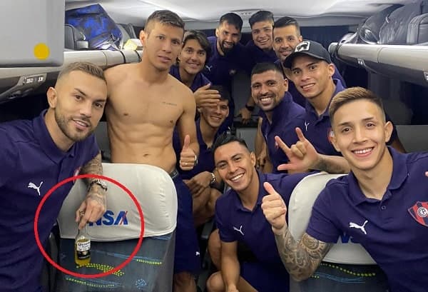 Festejo de Fariña se hace viral en redes 