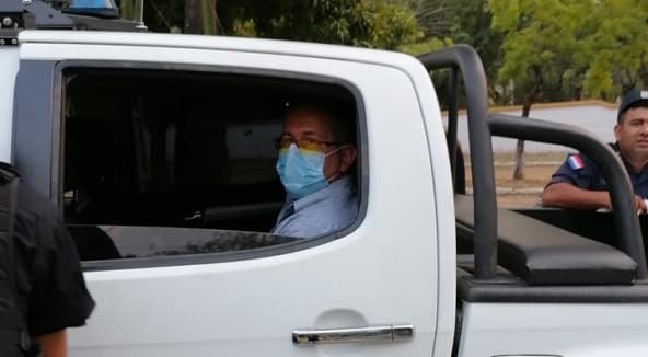 Liberan a permisionario del Mercado 4 tras pelea con director