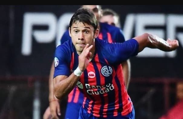 Boca no pudo con Ángel y ahora ficha a Oscar 