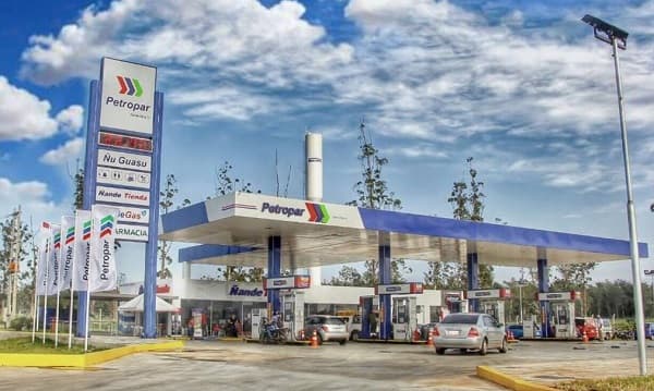 Petropar anuncia reducción de precios tras manifestación 