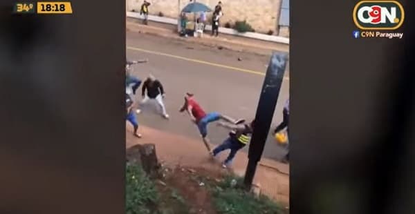 Manifestantes y mototaxistas se enfrentan en Ciudad del Este