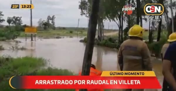 Buscan a hombre arrastrado por raudal en Villeta