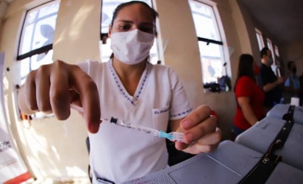 Vacunatorios dejarán de funcionar desde el miércoles