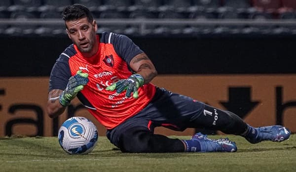 Cerro Porteño recibirá a Peñarol en la Nueva Olla