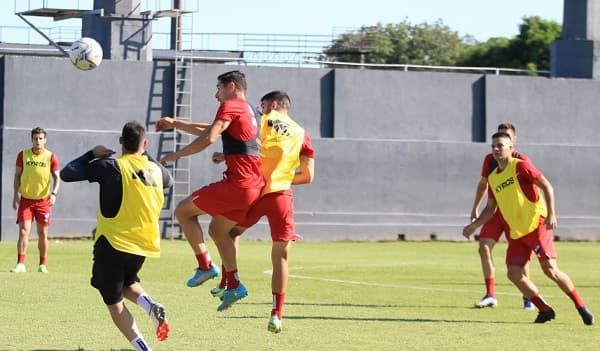 Dos juegos cierran la Fecha 12 este lunes