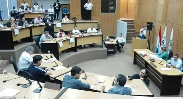 Eligen a gobernador interino en reemplazo de Hugo Javier