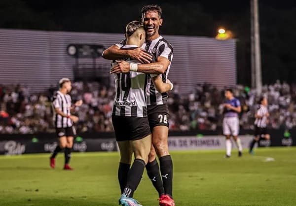 Libertad no falla y amplía su ventaja en la punta