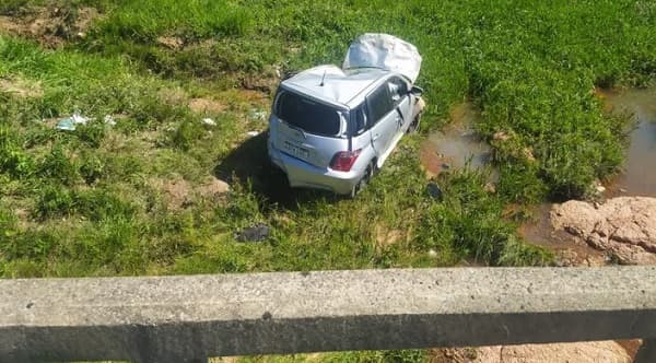Cinco personas resultaron heridas tras accidente en Caapucú