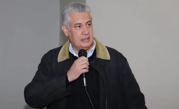 Acevedo mantiene los parámetros, según médico