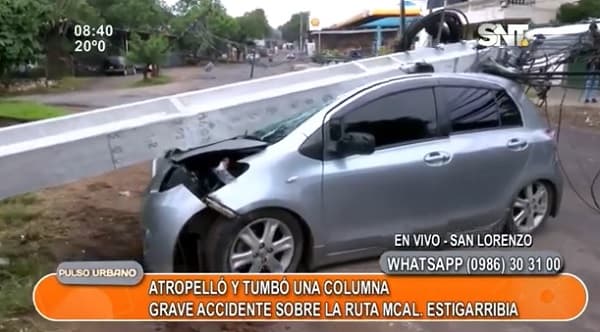 Automovilista atropella contra columna y la derrumba