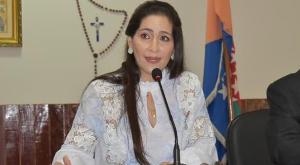 Asume intendente interina de Pedro Juan y dice que analizará postulación