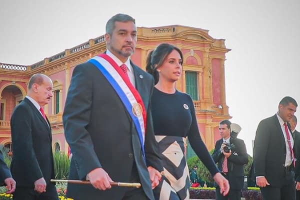 Brindan homenaje a la Independencia en el Palacio 