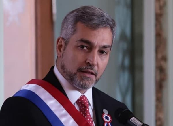 Abdo se autoproclama el “presidente que mejor manejó la pandemia”