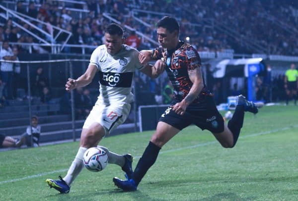 Olimpia vence con lo justo a Guaireña