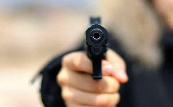 Hombre es asesinado a balazos frente a su casa en barrio Obrero