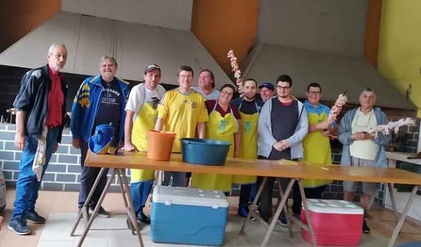 Ucranianos en Paraguay se unen para ayudar a compatriotas por la guerra