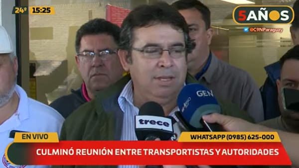 Camioneros y Gobierno siguen sin cerrar acuerdo y tendrán otra reunión