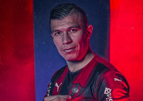 Cerro presenta a Samudio y espera a Carrizo 