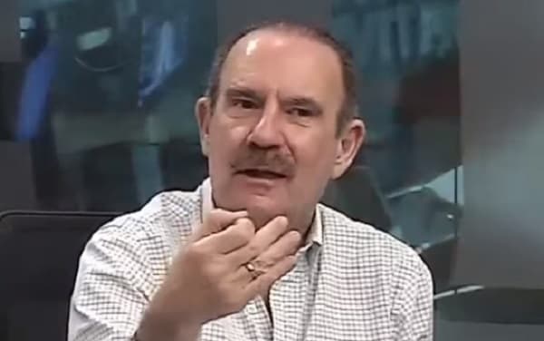 “Años que relato, no vi algo tan malo como Olimpia en el primer tiempo”