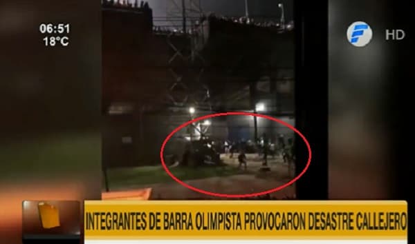 Barras de Olimpia se enfrentan y generan destrozos